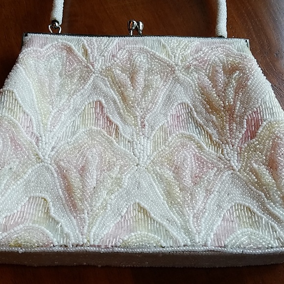 Adorable vintage beaded handbag - Picture 4 of 10